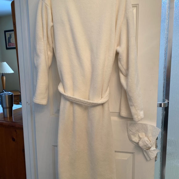 Fluffy White Spa Robe M/L - Picture 5 of 11